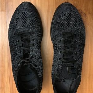 Nike Flyknit Racer